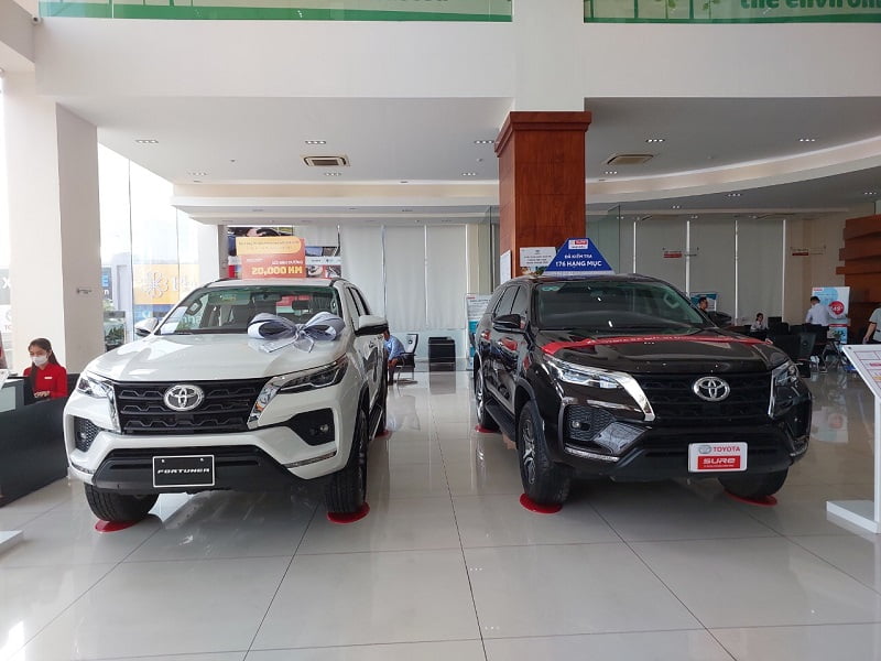 thuê xe 7 chỗ Fortuner Vĩnh Long