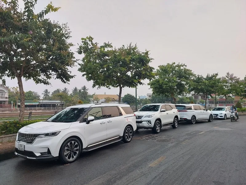 thuê xe 7 chỗ đi cà mau