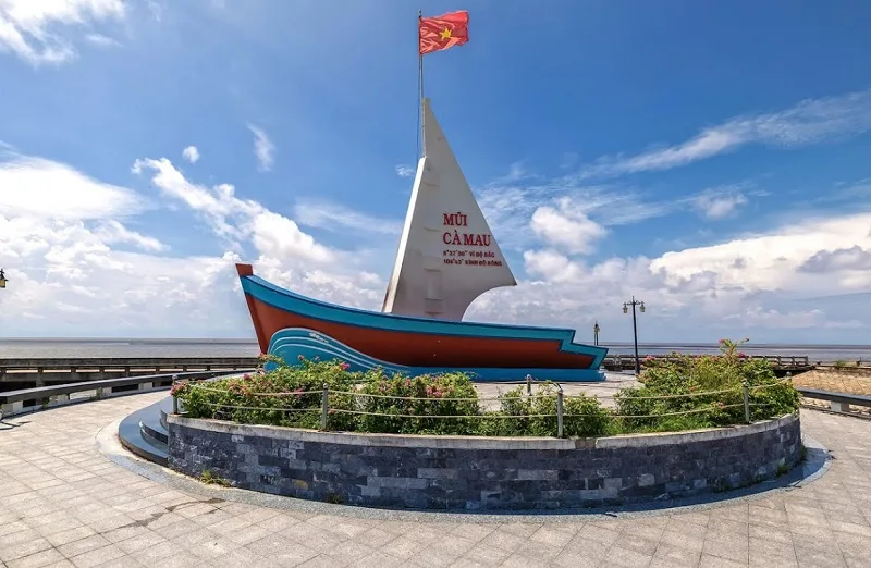 thuê xe 7 chỗ đi cà mau