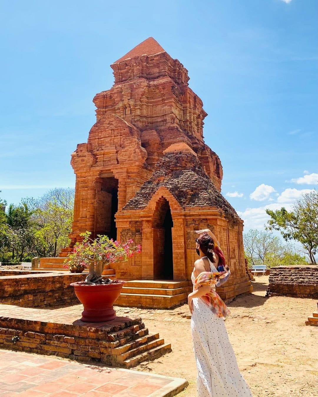 thuê xe 7 chỗ đi phan thiết