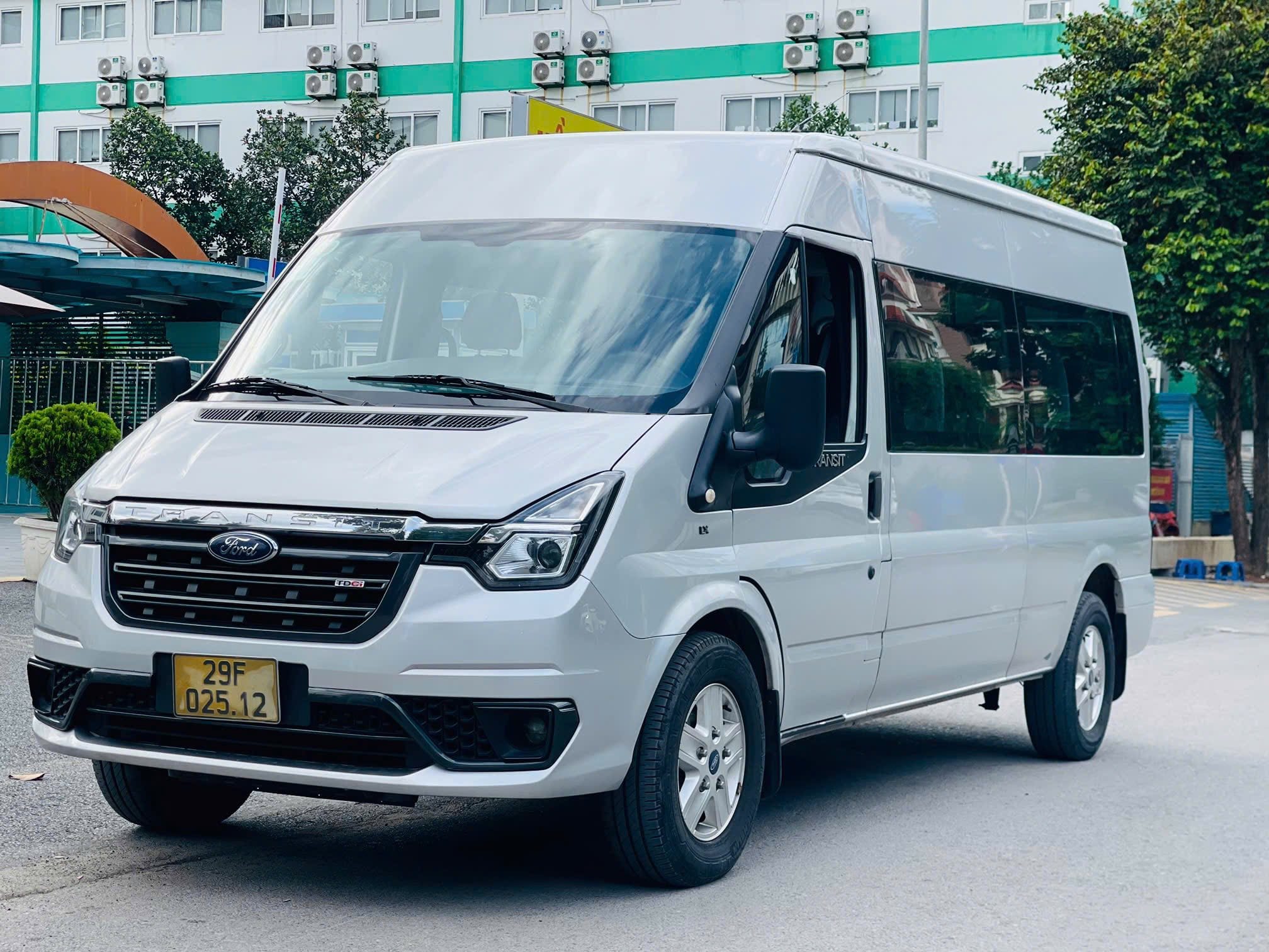 Thuê Xe Từ Vĩnh Long Đi Sân Bay Tân Sơn Nhất 